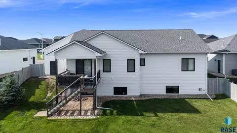 Exterior - 2301 E Mary Moore Dr, Tea, SD 57064 photo 5 of 10