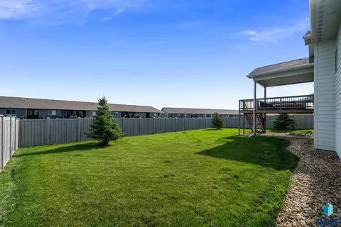 Exterior - 2301 E Mary Moore Dr, Tea, SD 57064 photo 7 of 10