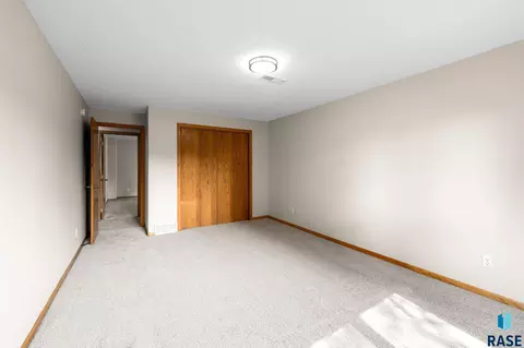 Bedroom - 3828 E Dawley Ct, Sioux Falls, SD 57103 photo 6 of 6
