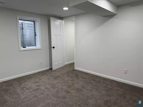 Bedroom - 708 S Relanto St, Freeman, SD 57029 photo 10 of 12