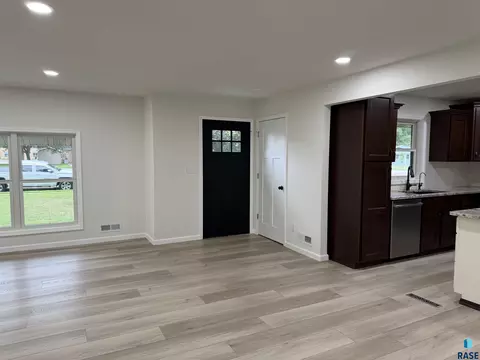 Other - 708 S Relanto St, Freeman, SD 57029 photo 1 of 13