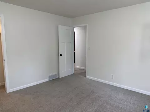Bedroom - 708 S Relanto St, Freeman, SD 57029 photo 3 of 12
