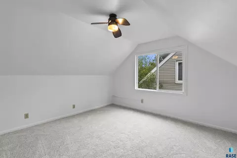 Bedroom - 804 E Presentation St, Sioux Falls, SD 57104 photo 8 of 9