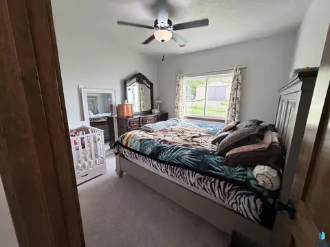 Bedroom - 8106 E Tencate Pl, Sioux Falls, SD 57110 photo 1 of 3