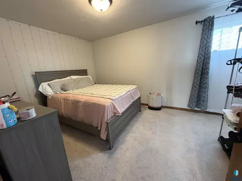 Bedroom - 8106 E Tencate Pl, Sioux Falls, SD 57110 photo 3 of 3