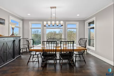 Dining - 9004 E Torrey Pine Cir, Sioux Falls, SD 57110 photo 1 of 1