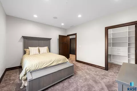 Bedroom - 9004 E Torrey Pine Cir, Sioux Falls, SD 57110 photo 6 of 13