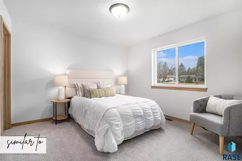 Bedroom - 2405 E Jetty Pl, Sioux Falls, SD 57108 photo 4 of 5