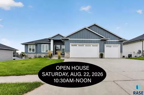 7428 E Twin Pines Ct, Sioux Falls, SD 57110