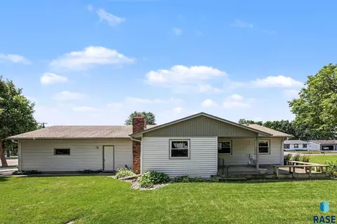 Other - 3504 E 33rd St, Sioux Falls, SD 57103 photo 6 of 8