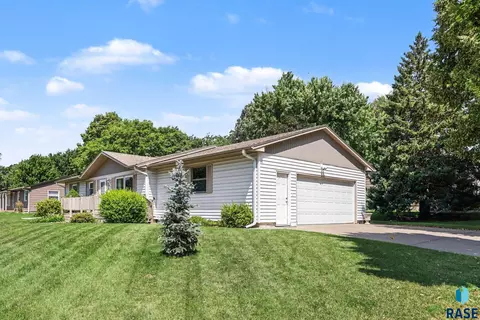 Other - 3504 E 33rd St, Sioux Falls, SD 57103 photo 7 of 8