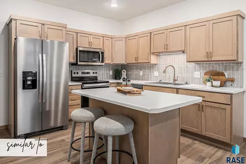 Kitchen - 3513 S Jerome Pl, Sioux Falls, SD 57106 photo 3 of 3