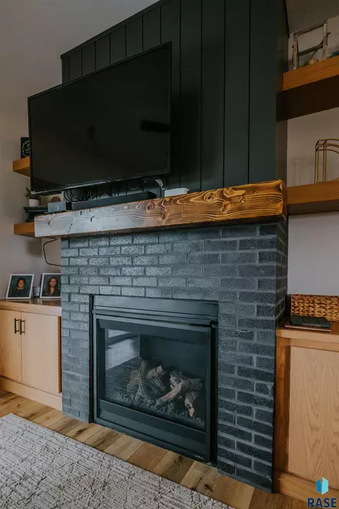 Living - 1512 W River Bend St, Brandon, SD 57005 photo 2 of 2
