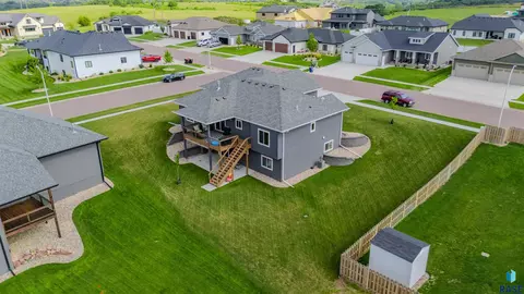 View/Area - 1512 W River Bend St, Brandon, SD 57005 photo 4 of 4