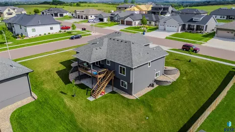 View/Area - 1512 W River Bend St, Brandon, SD 57005 photo 3 of 4