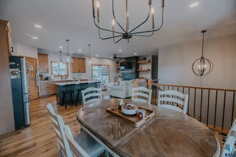 Dining - 1512 W River Bend St, Brandon, SD 57005 photo 1 of 1