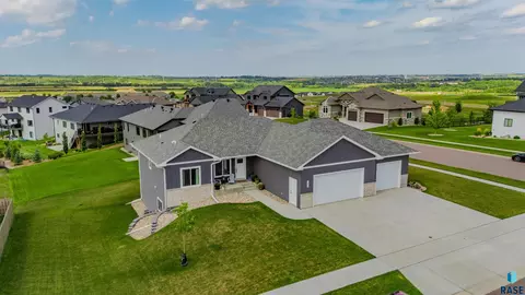View/Area - 1512 W River Bend St, Brandon, SD 57005 photo 2 of 4