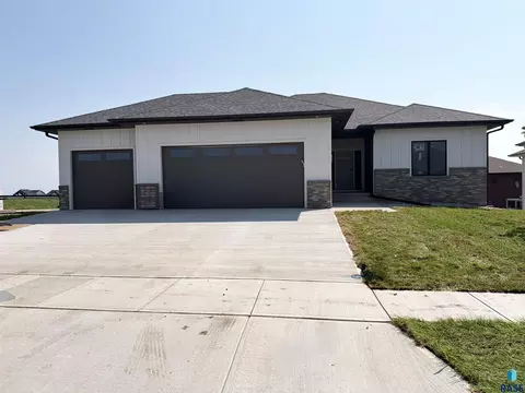 2800 S Maplewood Ave, Sioux Falls, SD 57110