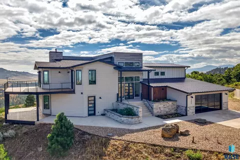 Exterior - 2111 Vantage Cir, Spearfish, SD 57783 photo 2 of 14