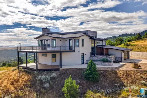 Exterior - 2111 Vantage Cir, Spearfish, SD 57783 photo 6 of 14