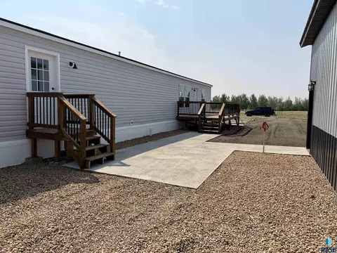 Exterior - 219 Castaway Loop, Pierre, SD 57501 photo 13 of 16