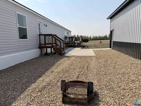 Exterior - 219 Castaway Loop, Pierre, SD 57501 photo 9 of 16