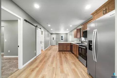 Entry Way - 240 Elm St, Monroe, SD 57047 photo 1 of 3