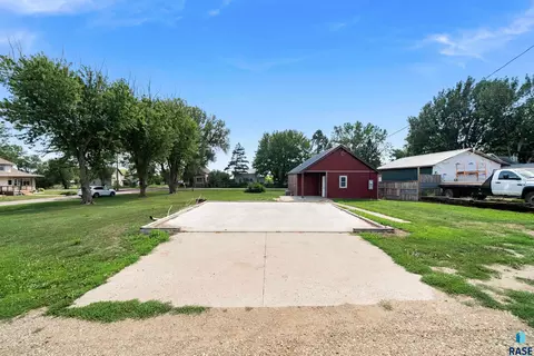 Exterior - 240 Elm St, Monroe, SD 57047 photo 3 of 9
