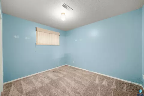 Bedroom - 412 N Needles Dr, Brandon, SD 57005 photo 5 of 9