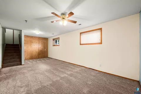 Living - 412 N Needles Dr, Brandon, SD 57005 photo 7 of 7