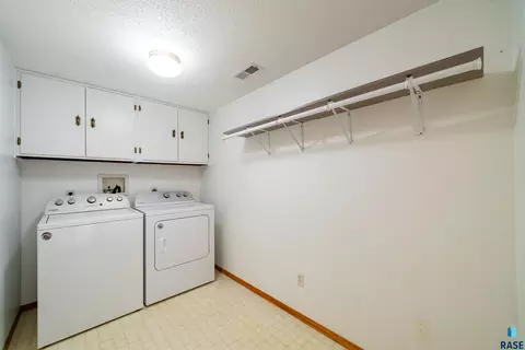 Other - 412 N Needles Dr, Brandon, SD 57005 photo 10 of 13
