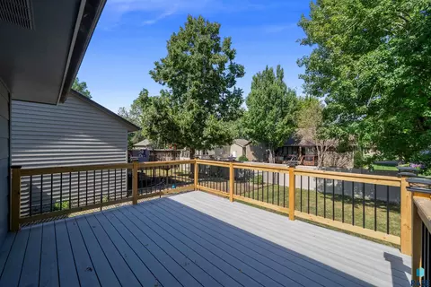Exterior - 412 N Needles Dr, Brandon, SD 57005 photo 2 of 18