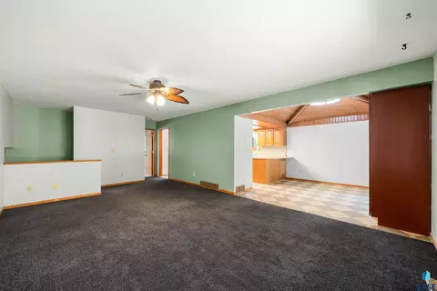 Living - 412 N Needles Dr, Brandon, SD 57005 photo 4 of 7