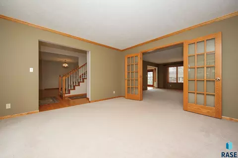 Living - 1017 E 63rd St, Sioux Falls, SD 57108 photo 5 of 10