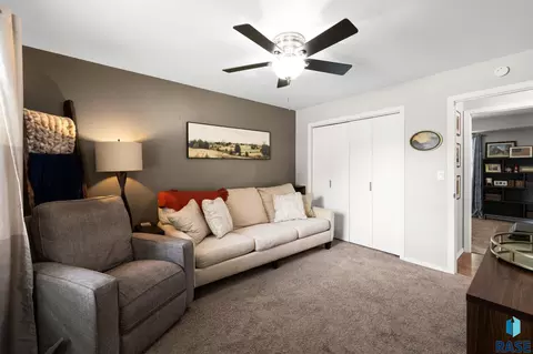 Bedroom - 4416 E Oak St, Sioux Falls, SD 57103 photo 1 of 11
