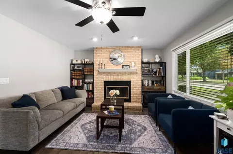 Living - 4416 E Oak St, Sioux Falls, SD 57103 photo 1 of 5