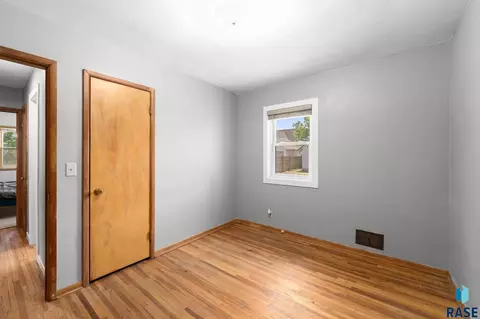 Bedroom - 276 E 3rd St, Parker, SD 57053 photo 2 of 3