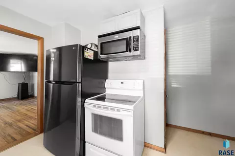 Kitchen - 276 E 3rd St, Parker, SD 57053 photo 1 of 2