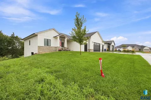 Other - 8032 E Norway Pine Trl, Sioux Falls, SD 57110 photo 13 of 13