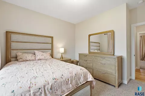 Bedroom - 8032 E Norway Pine Trl, Sioux Falls, SD 57110 photo 6 of 10