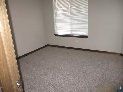Bedroom - 7426 E 45 St, Sioux Falls, SD 57110 photo 3 of 4