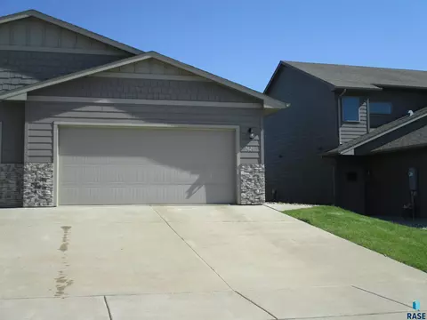 Other - 7426 E 45 St, Sioux Falls, SD 57110 photo 2 of 5