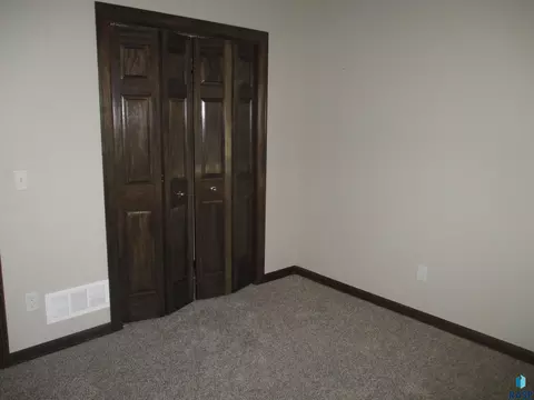 Bedroom - 7426 E 45 St, Sioux Falls, SD 57110 photo 4 of 4