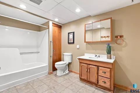Bath - 1311 E 54th St, Sioux Falls, SD 57103 photo 5 of 5
