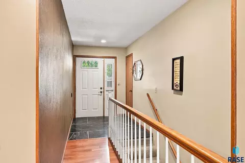 Entry Way - 1311 E 54th St, Sioux Falls, SD 57103 photo 1 of 2