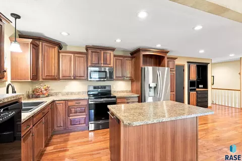 Kitchen - 1311 E 54th St, Sioux Falls, SD 57103 photo 1 of 3