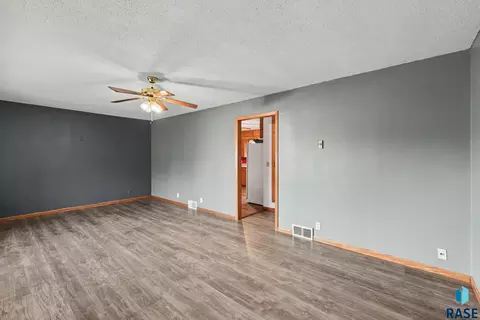 Living - 1021 4th St, Garretson, SD 57030 photo 3 of 5