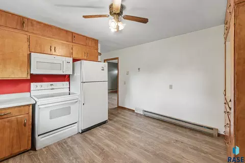 Kitchen - 1021 4th St, Garretson, SD 57030 photo 3 of 3