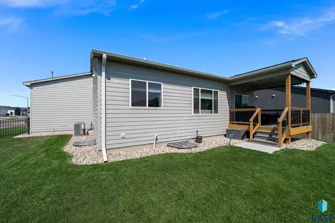 Other - 5301 E Lumin St, Sioux Falls, SD 57108 photo 11 of 11