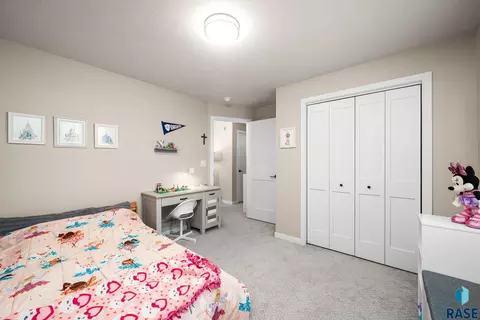 Bedroom - 5301 E Lumin St, Sioux Falls, SD 57108 photo 7 of 7